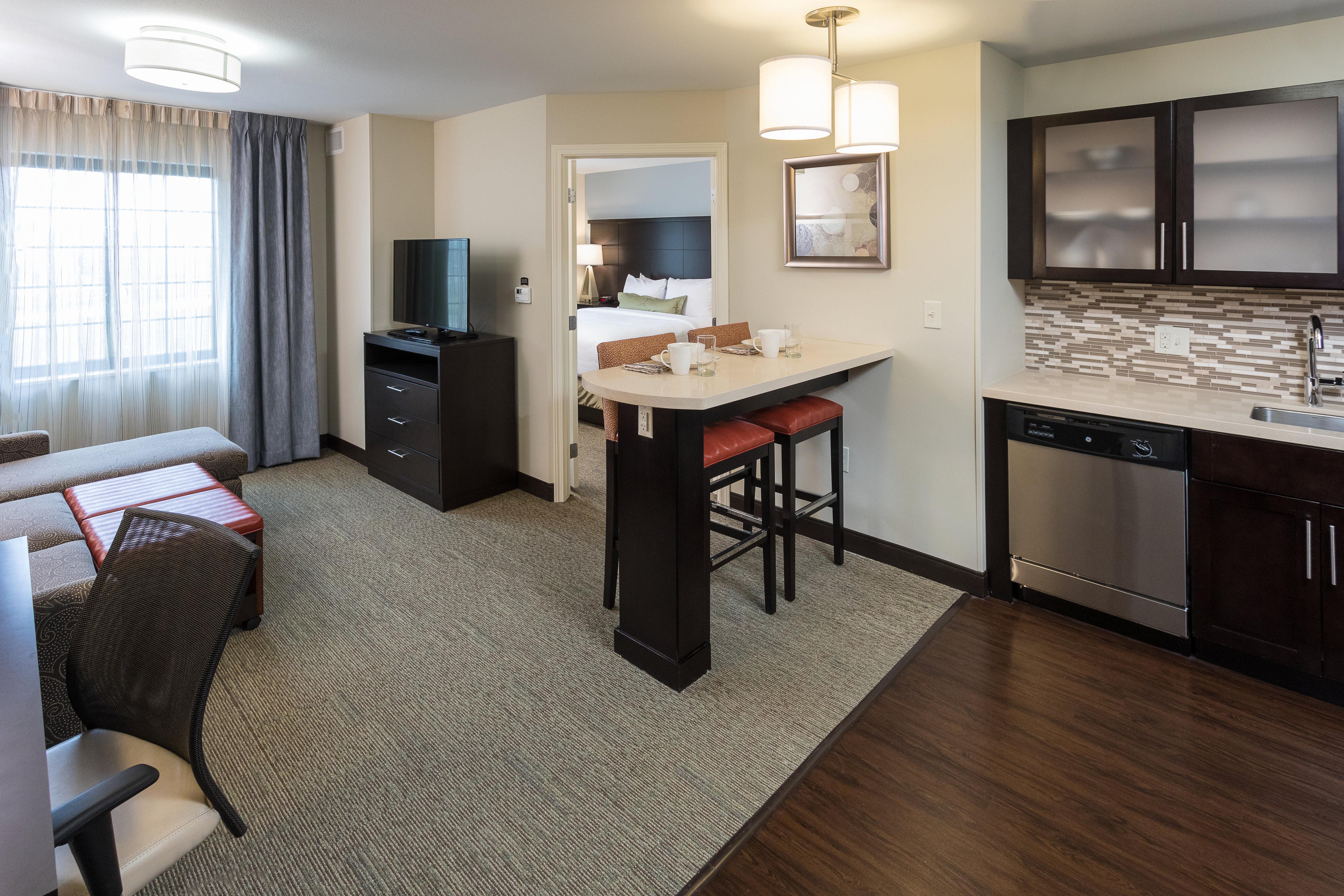 Staybridge Suites Omaha West By Ihg Zewnętrze zdjęcie