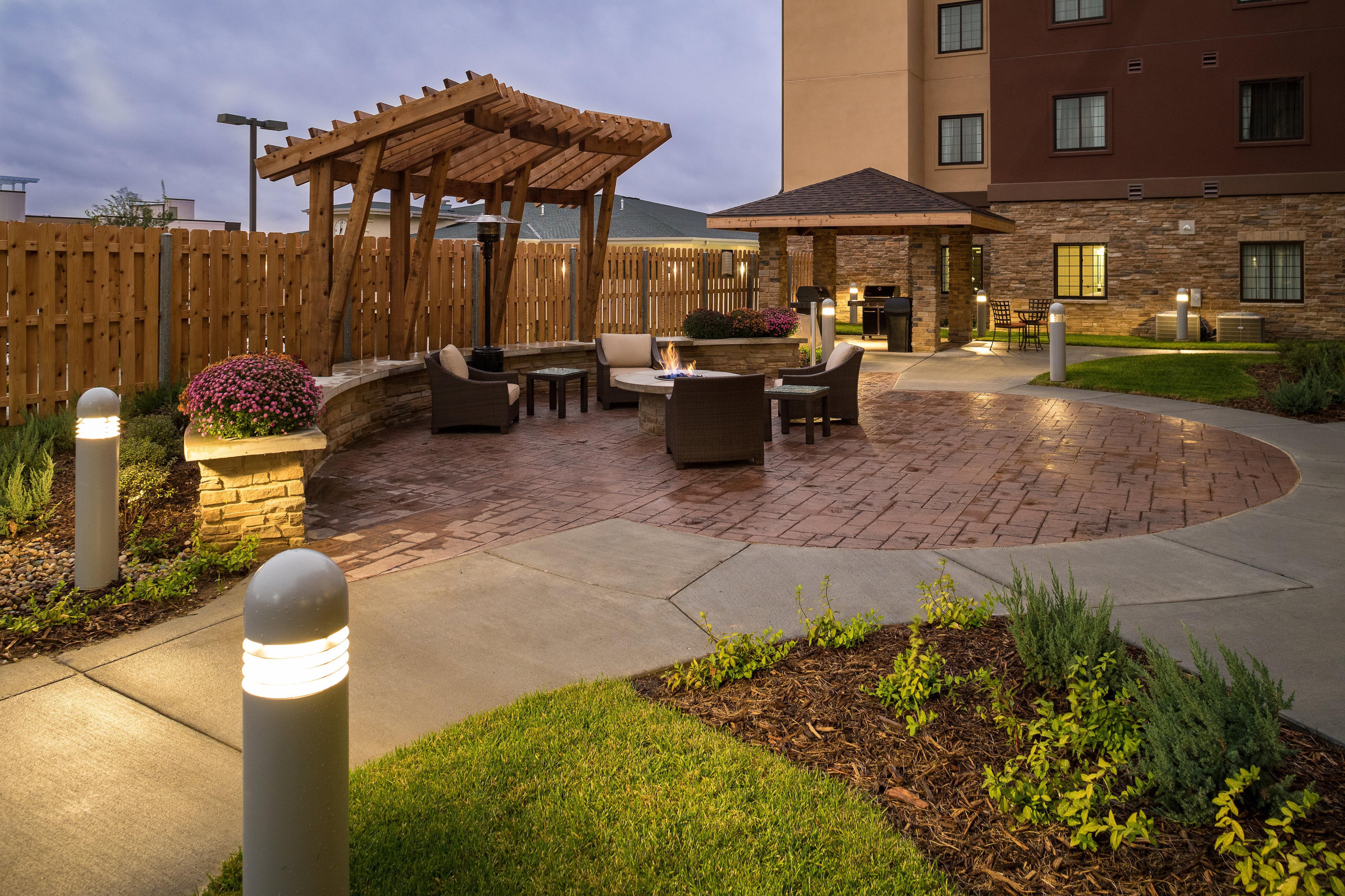 Staybridge Suites Omaha West By Ihg Zewnętrze zdjęcie